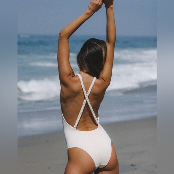 FLASH SALE⚡️ Manebi Braided One Piece